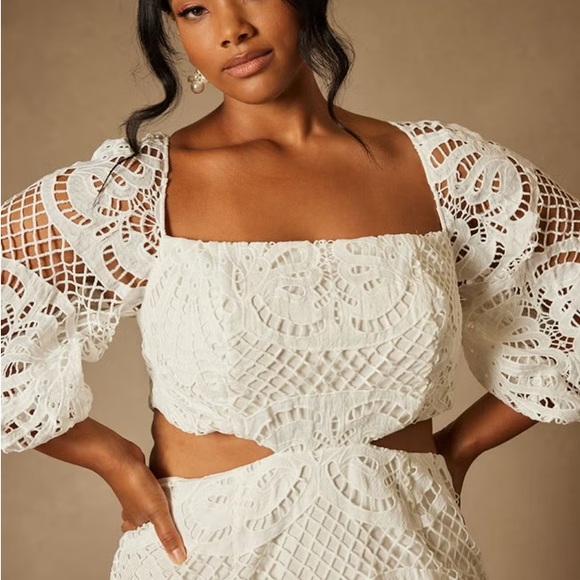 Bridal by ELOQUII Eyelet Puff Sleeve Plus Size Dress - Picture 2 of 3